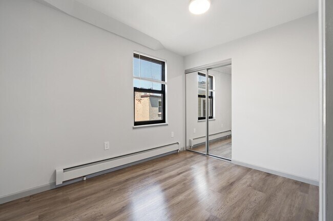 Building Photo - 232 1st St