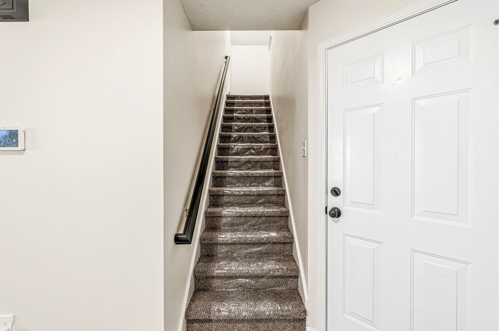 Building Photo - 2747 Foxbriar Pl