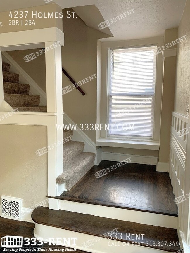 Building Photo - 4237 Holmes St