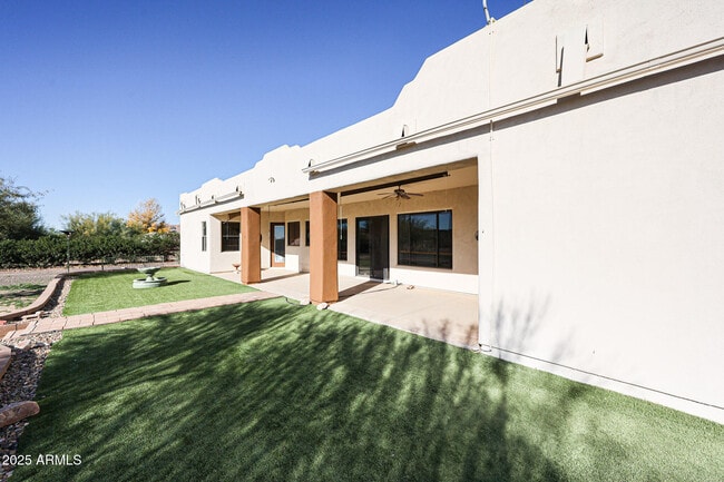 Building Photo - 15225 W Frontier Dr