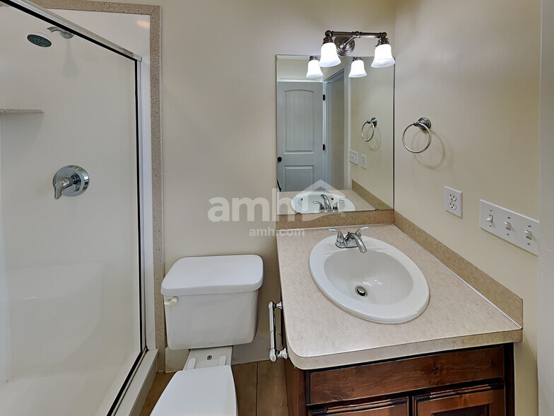 Building Photo - 4915 W 150 N