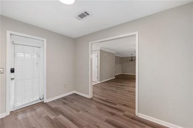 Building Photo - 601 Abingdon Way NE