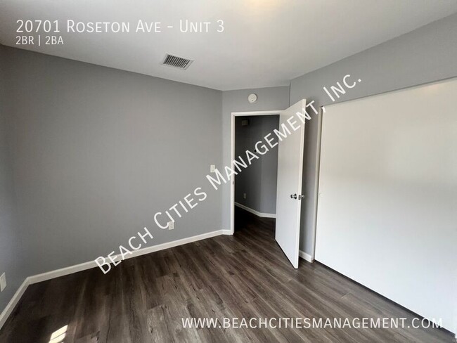 Building Photo - 20701 Roseton Ave