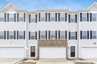 Building Photo - 121 Red Willow Dr