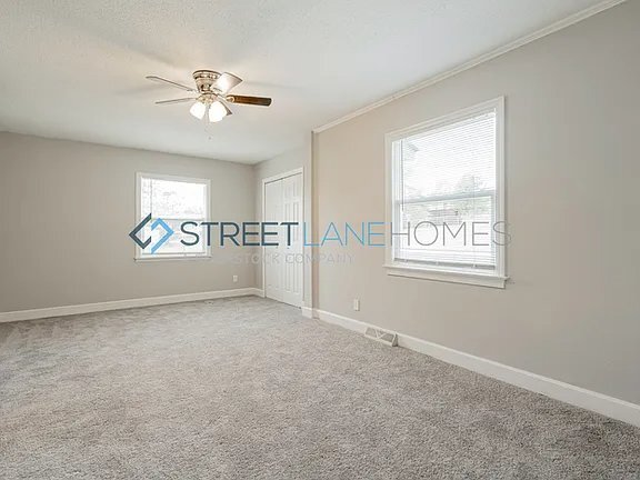 Building Photo - 736 Isaac St