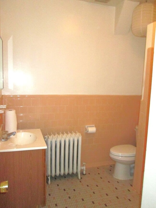 Building Photo - 0929-Castle