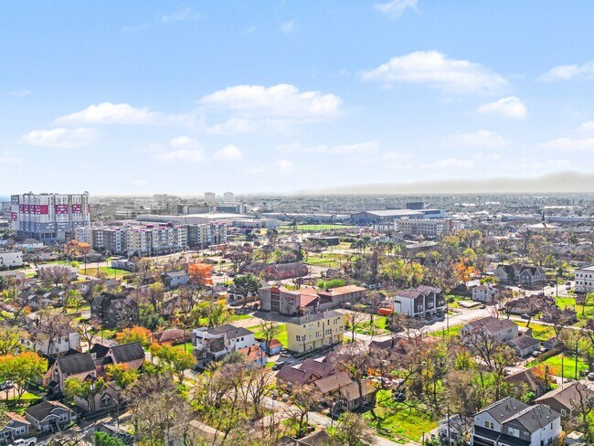 Building Photo - 2802 Tierwester St