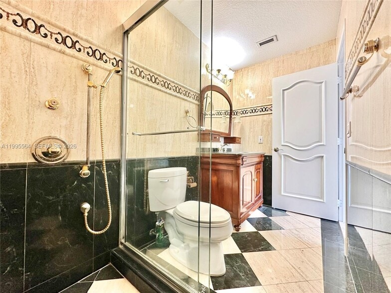 Building Photo - 5023 NW 94th Doral Pl