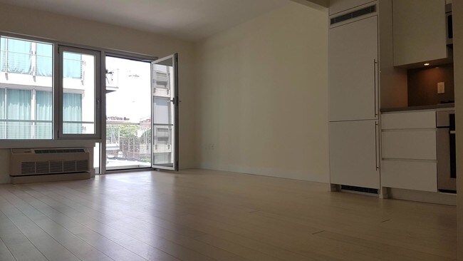 Building Photo - 109 Gold Street