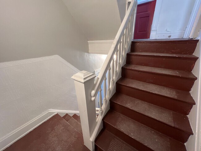 Building Photo - Baltimore Estate