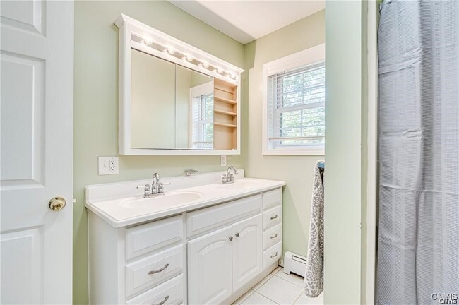 Building Photo - 26558 Andrew Dr