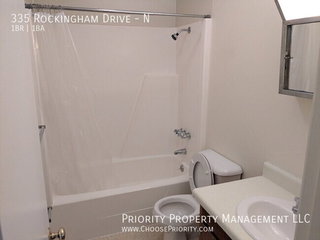 Building Photo - 335 Rockingham Dr