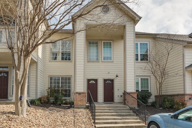 Primary Photo - 12249 Abbey Glen Ln