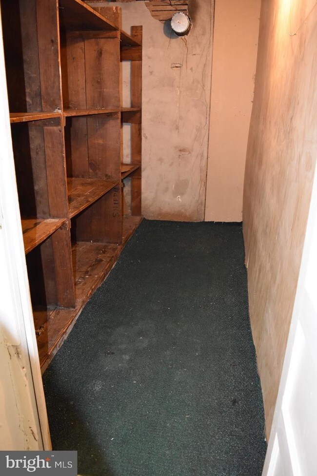 Building Photo - 900 Valley Rd