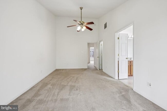 Building Photo - 6310 Cullen Pl