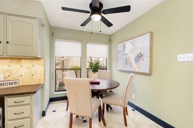 Building Photo - 18138 Bal Harbour Dr