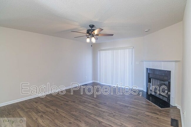 Building Photo - 503 True Vine Rd