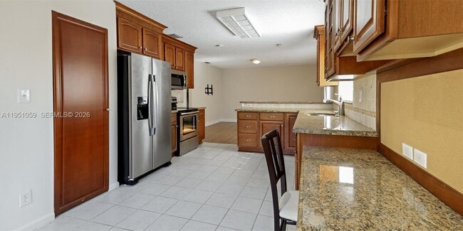 Building Photo - 1110 NW 108th Ave