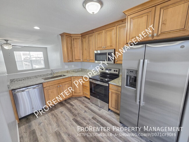 Building Photo - 480 W 2650 N