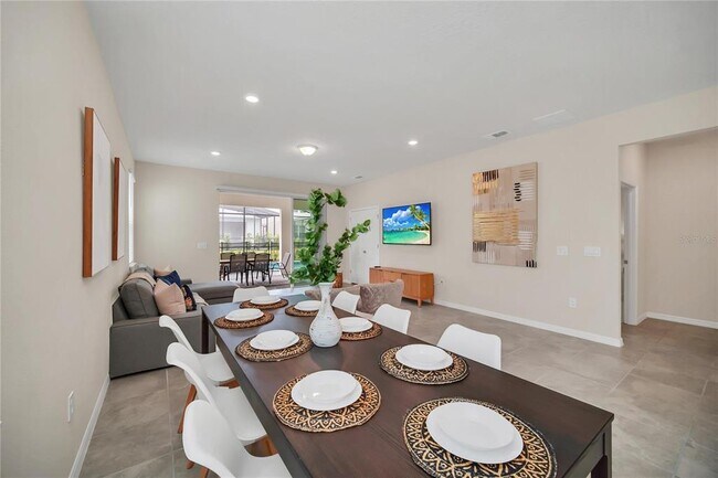 Building Photo - 7196 Oakmoss Loop