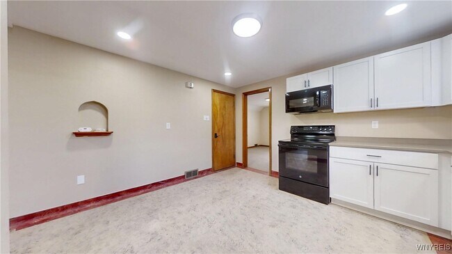 Building Photo - 532 16th St
