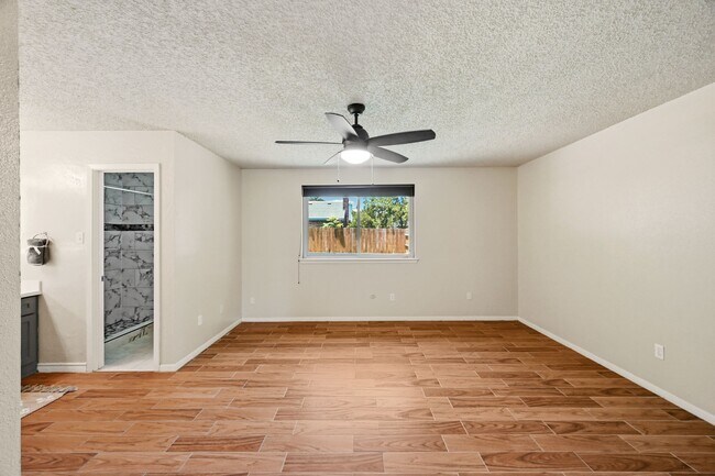 Building Photo - 17511 Favor Bend Ct