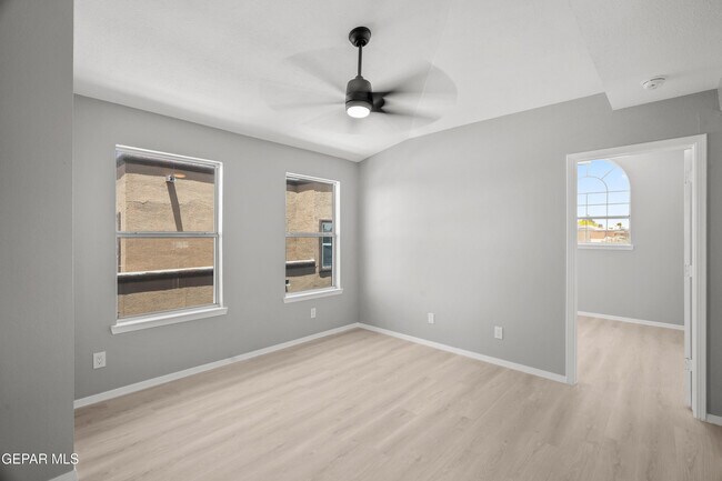 Building Photo - 3209 Tierra Ave Pl