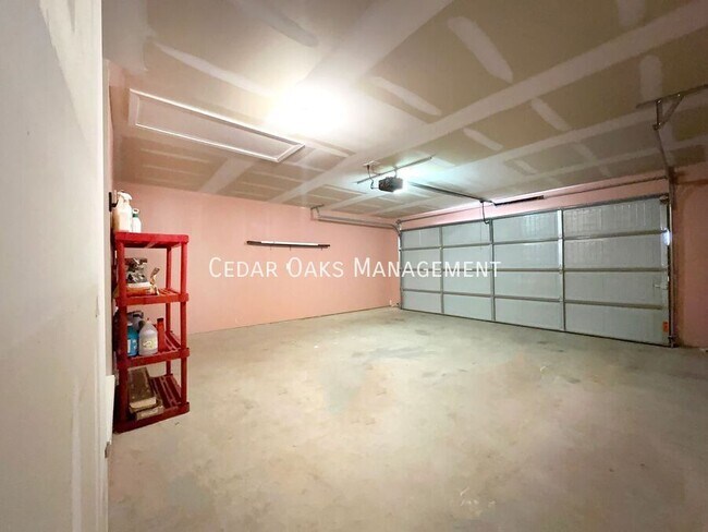 Building Photo - 2389 Wyandotte Ave