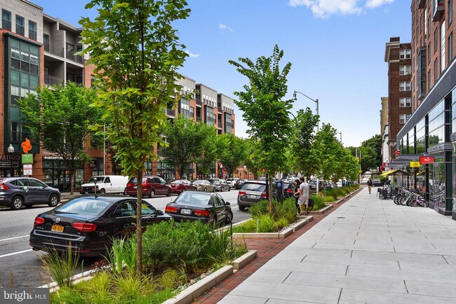 Building Photo - 3201 St Paul St