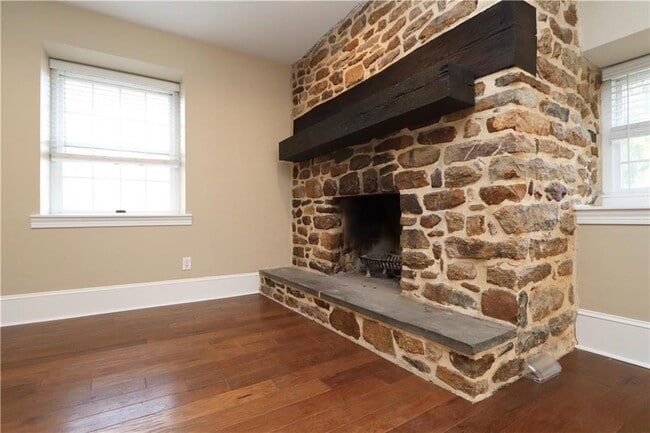 Building Photo - 4355 Old Bethlehem Pike