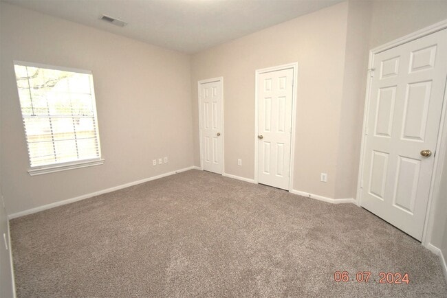 Building Photo - 1626 Diamond Brook Dr