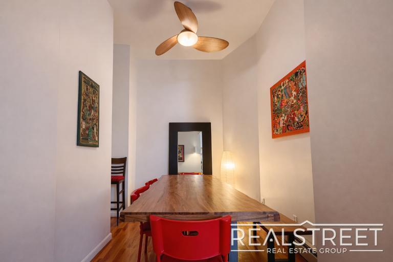 Building Photo - Designer Loft | 2 Bed / 2 Bath | ~1,000 SF | 12’ Wood Ceilings | Prime Prospect Heights