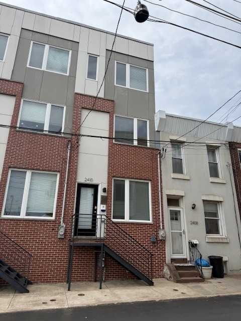 Building Photo - 2410 E Harold St