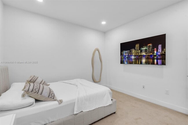 Building Photo - 15540 NW 88th Ave