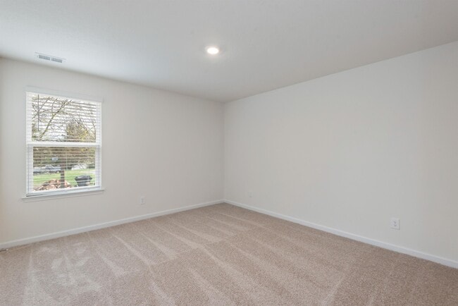 Building Photo - 5513 English Holly Wy