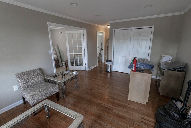 Building Photo - 103 N Garth Ave