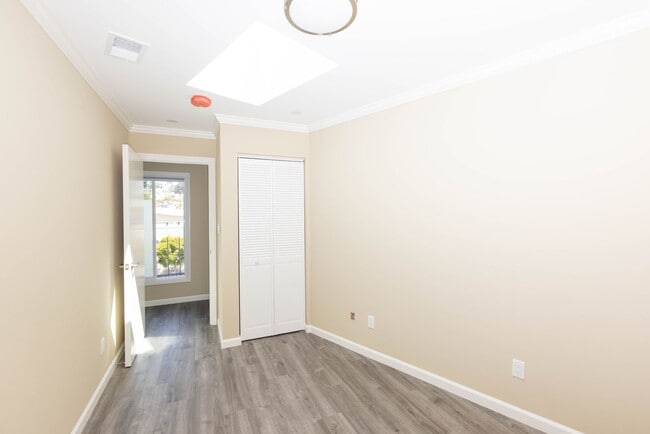 Building Photo - OPEN HOUSE: Tuesday (7/8)  6:00pm-6:30pm. ...