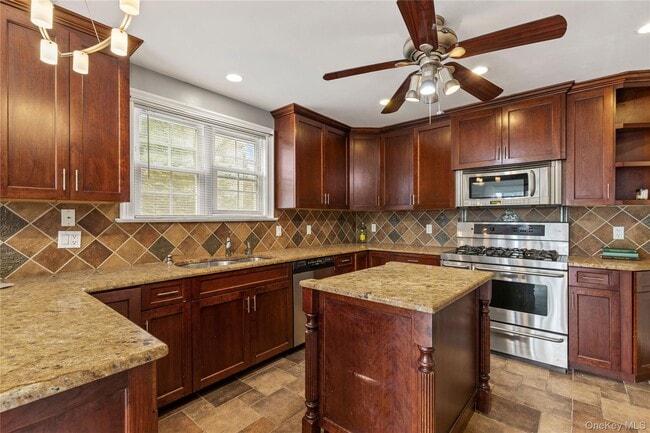 Building Photo - 29 Avondale Rd