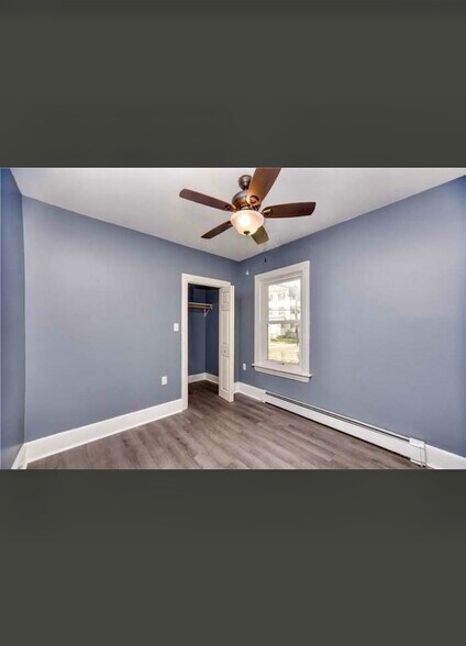 Building Photo - 415 Weeden St