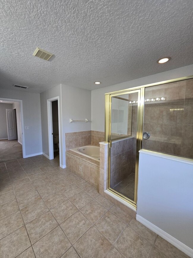 Building Photo - STONEYBROOK WEST