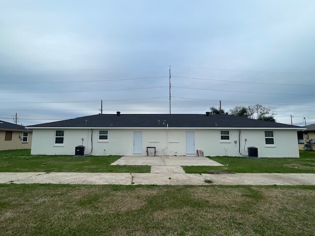 Building Photo - 1203 East St