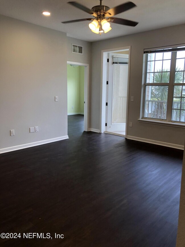 Building Photo - 11251 Campfield Dr