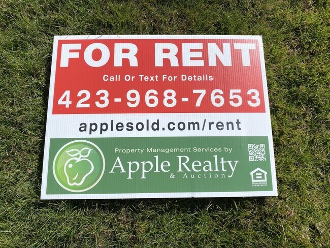 Building Photo - 1206 Golf St