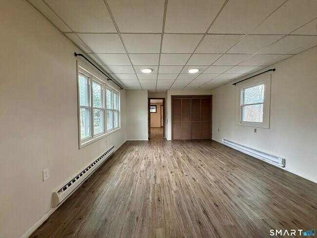 Building Photo - 41 Waterbury Rd