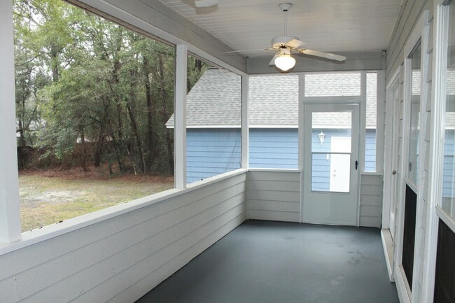 Building Photo - 1737 Bolton Village Ln