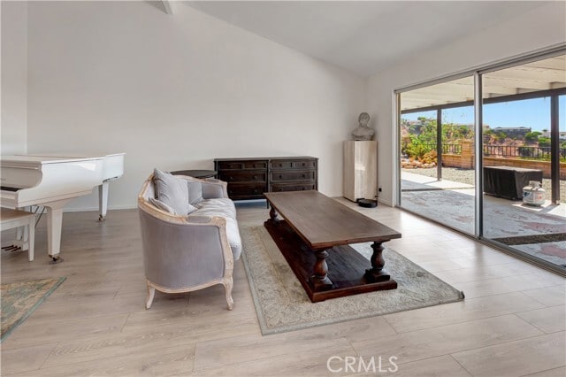 Building Photo - 33915 Calle Borrego