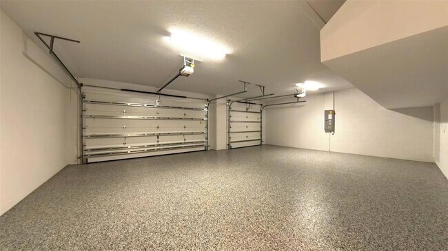 Building Photo - 1047 Waterline Ct