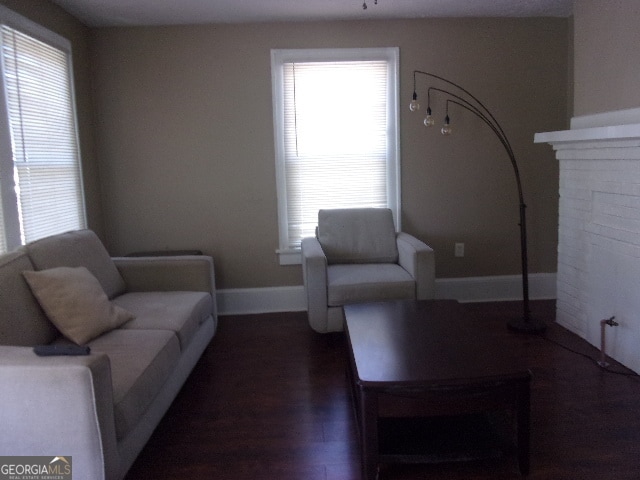 Building Photo - 587 Hope St SW