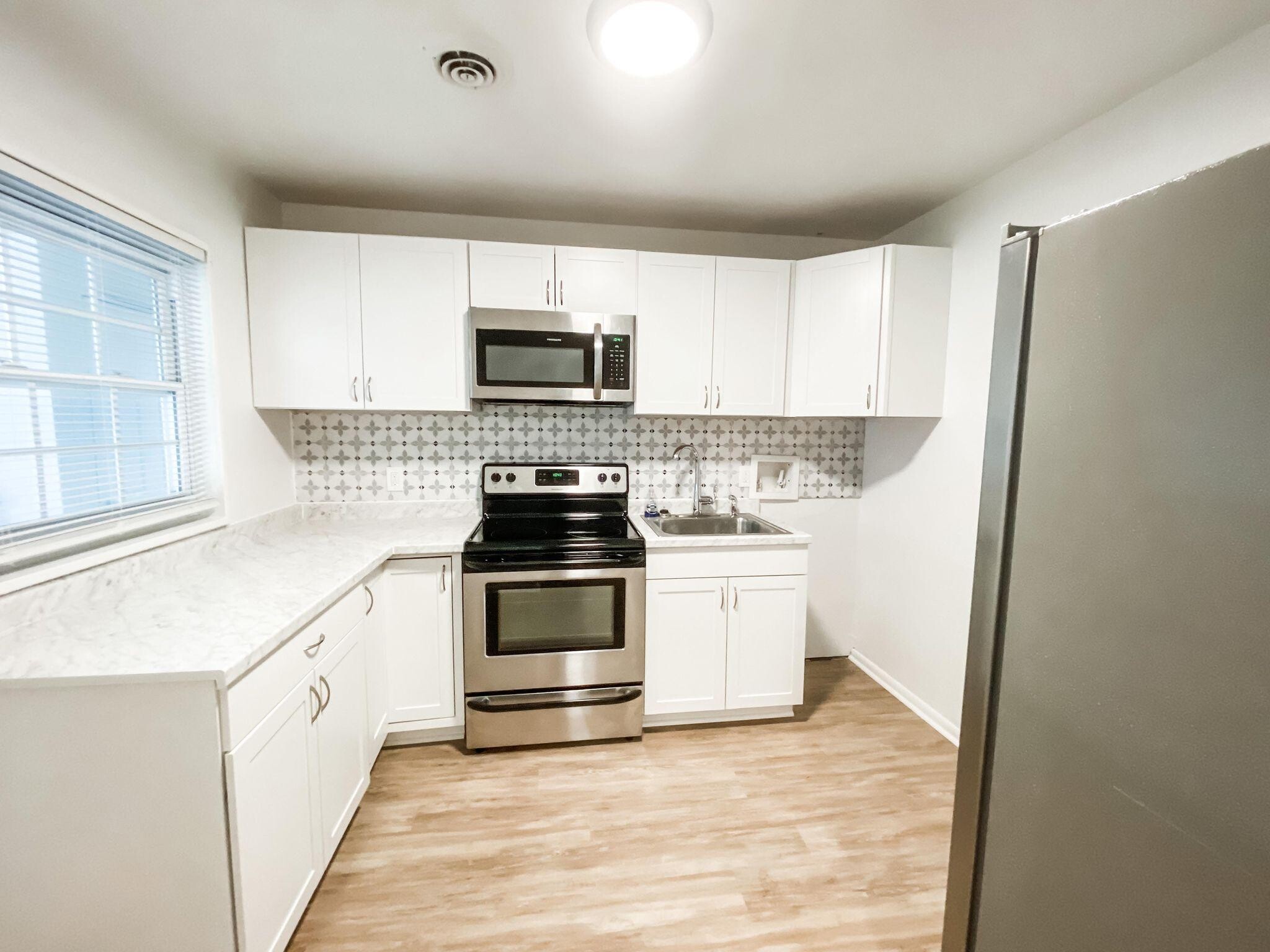 Building Photo - 2129 Evans Ave NW