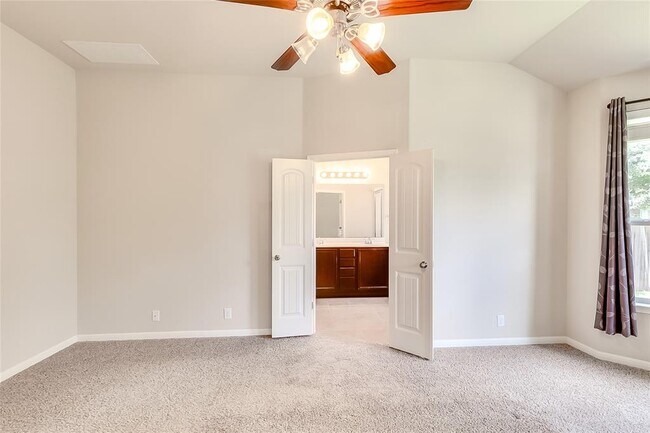 Building Photo - 11101 Wyola Bend